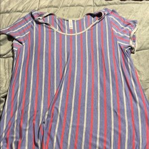 LuLaRoe classic tee
